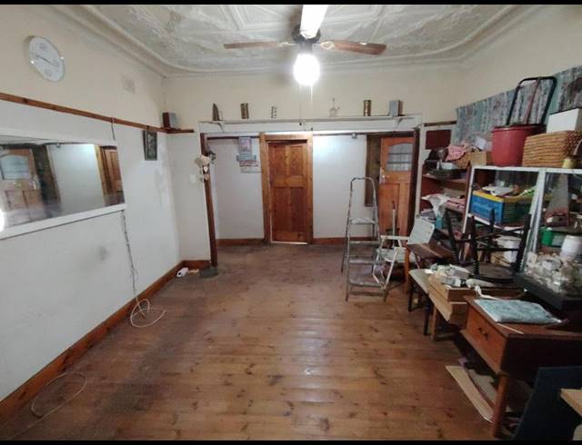 2 BEDROOM HOUSE FOR SALE IN BEZUIDENHOUT VALLEY